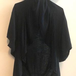 Alice and Olivia short sleeve wrap